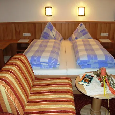 Frühstückspension Gasthof Brentwirt Leogang