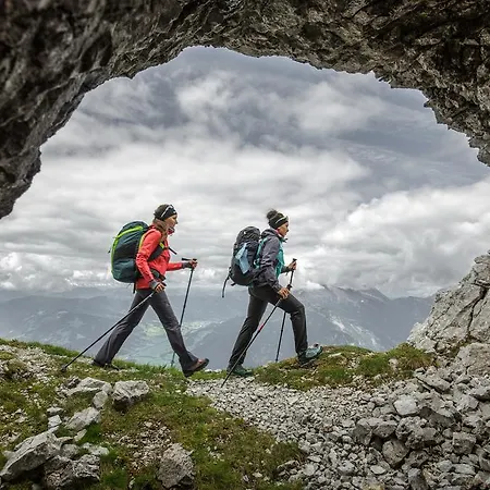 Gasthof Brentwirt Frühstückspension Leogang